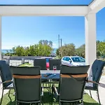 Apartamento Family Friendly Seaside Duce, - 24876 Omiš
