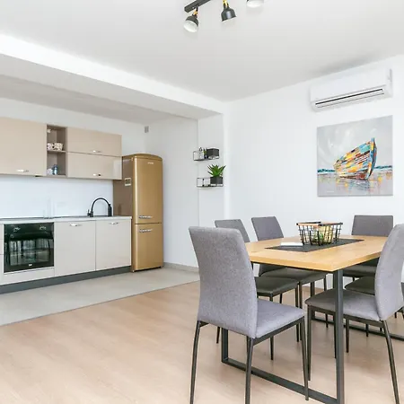Apartmán Family Friendly Seaside Duce, - 24876 *