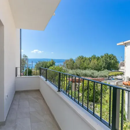 Family Friendly Seaside Duce, - 24876 *