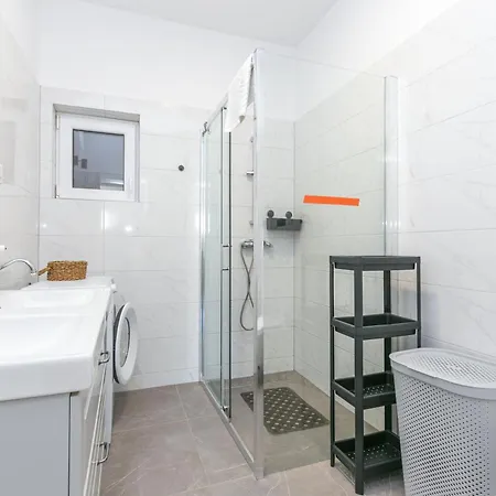 Family Friendly Seaside Duce, - 24876 Apartmán Omiš